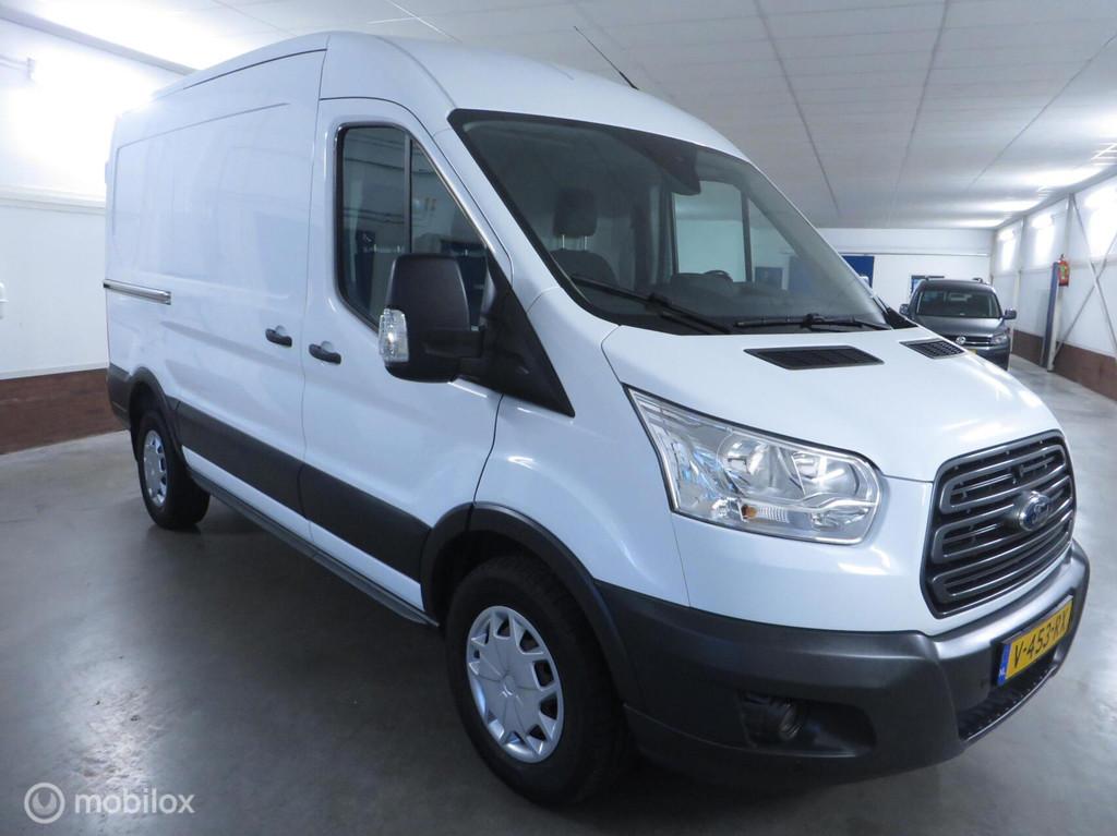 Ford Transit 350 2.0 TDCI L2H2 Trend, Auto's, Euro 6, 4 cilinders, 2800 kg, Wit