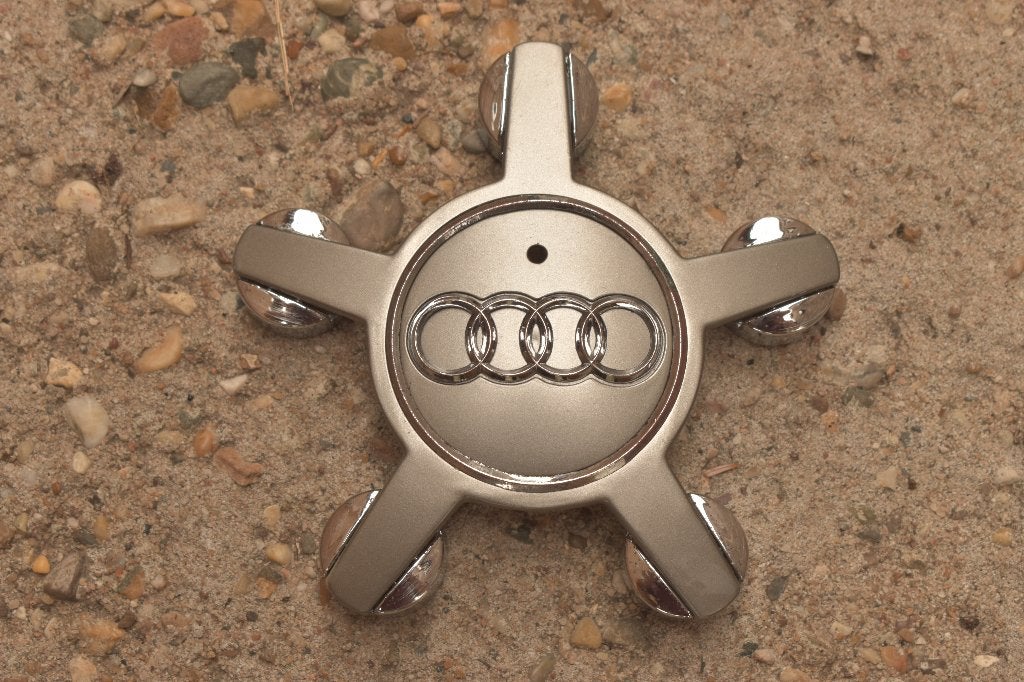 1 losse originele naaf wieldop Audi (Model 3), Auto diversen, Ophalen of Verzenden, Gebruikt