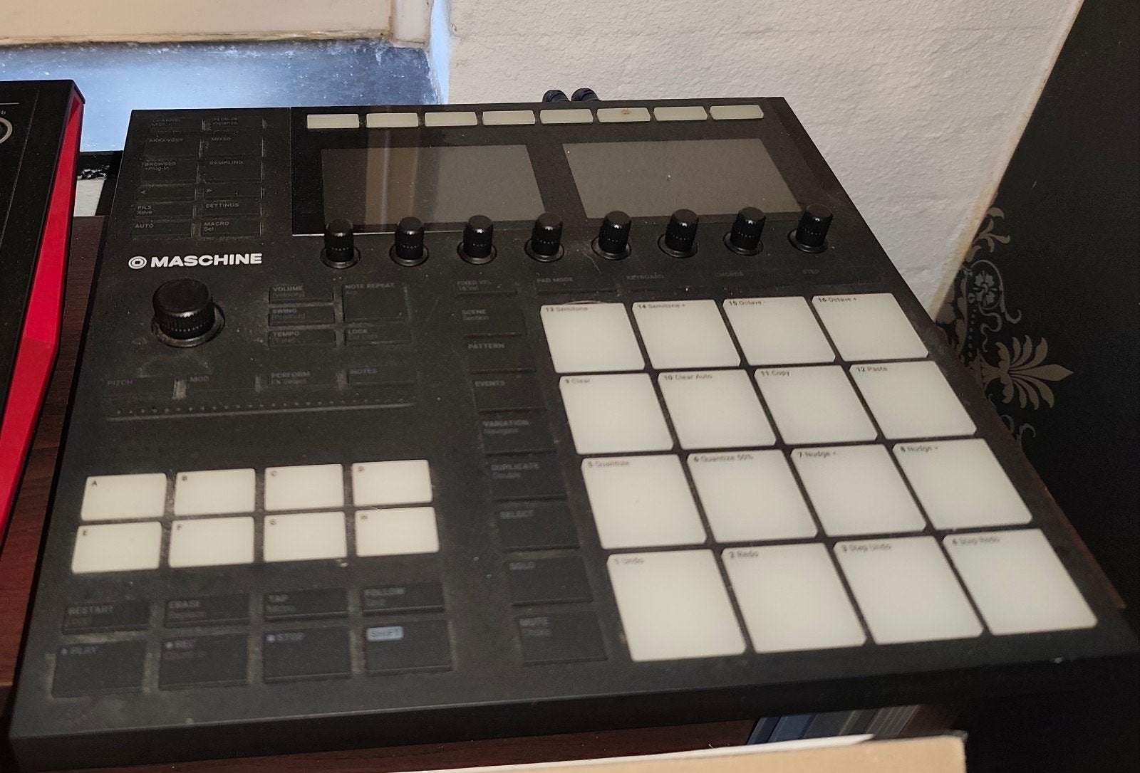 Native Instruments Maschine MK3 - Zo goed als nieuw, Ophalen of Verzenden, Zo goed als nieuw, Overige merken