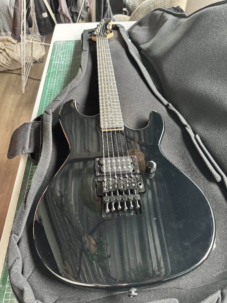 G&L Rampage 24, Muziek en Instrumenten, Snaarinstrumenten | Gitaren | Elektrisch, Ophalen, Zo goed als nieuw, Solid body, Overige merken