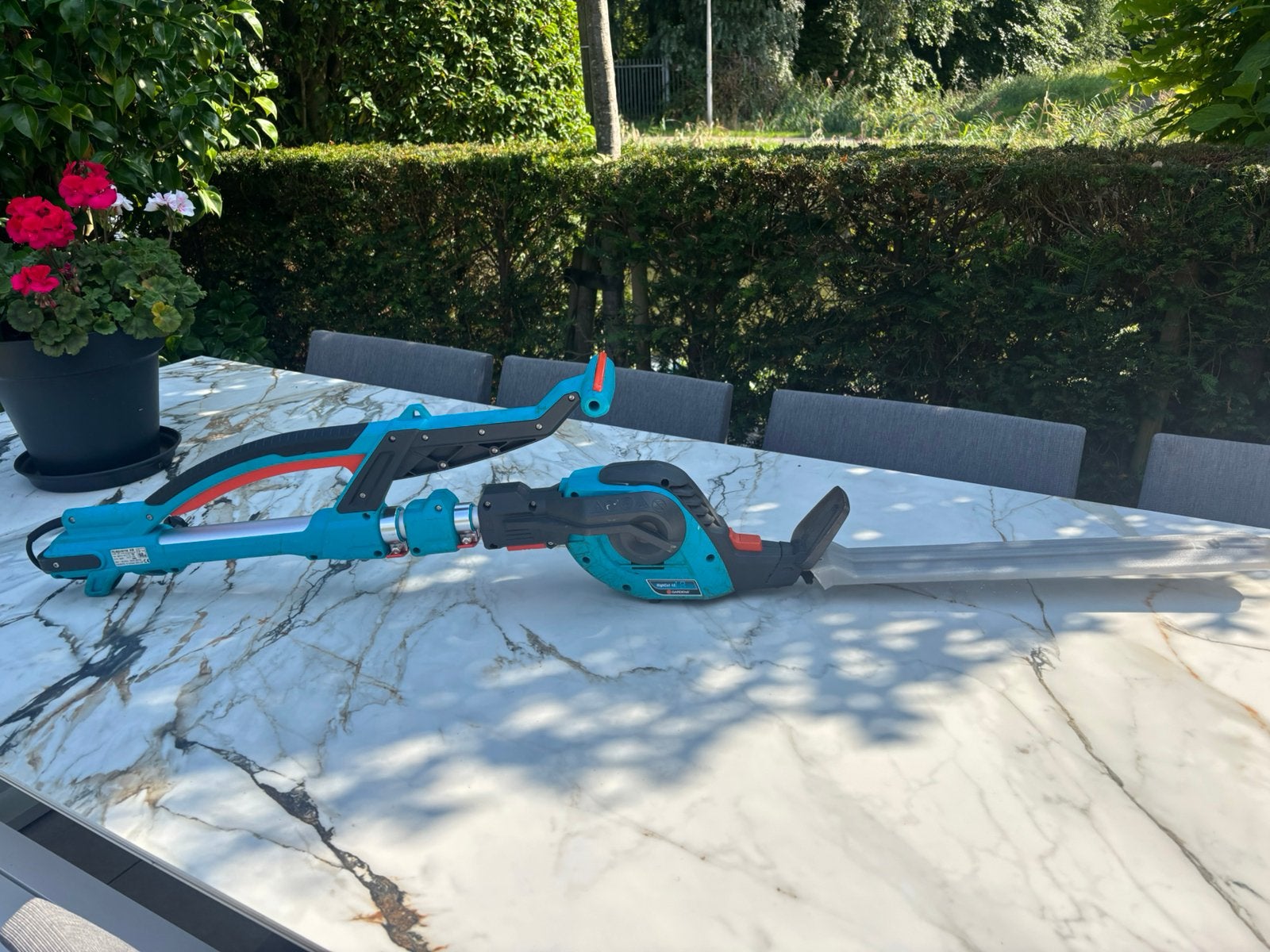 Telescopische heggenschaar, Ophalen, Zo goed als nieuw, Elektrisch