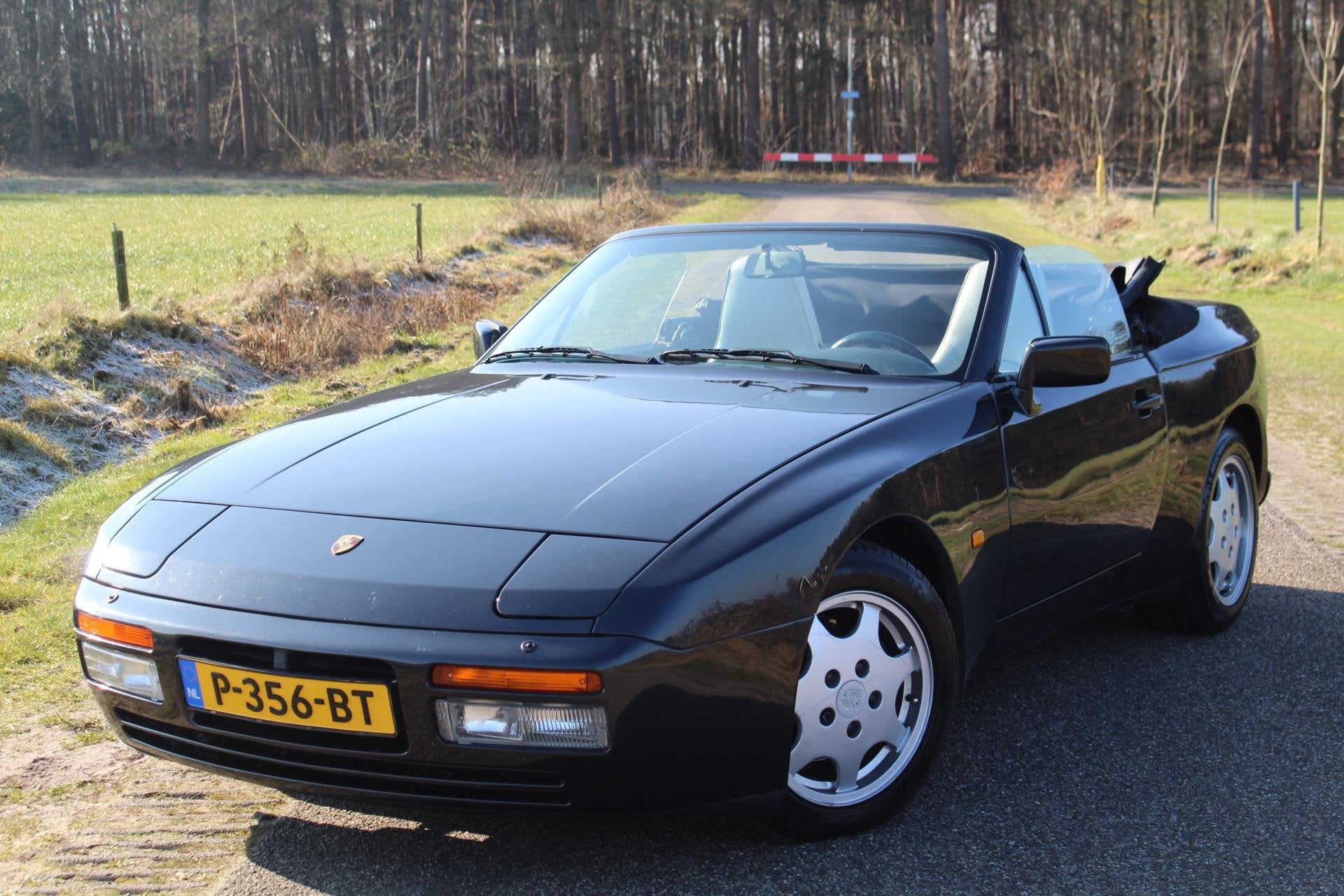 Porsche 944 3.0 S2 Cabrio 94000KM! Collectors Item!, Auto's, Stof, Beige, Cabriolet, 4 stoelen