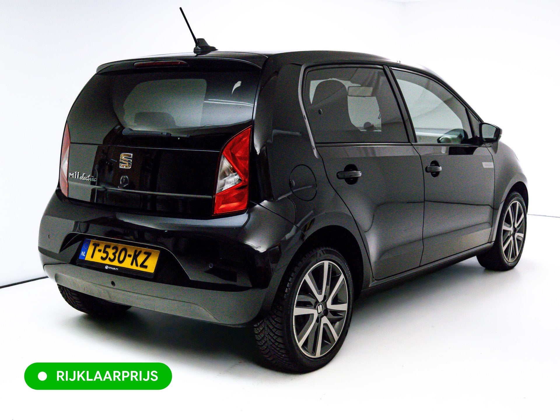 SEAT Mii Electric electric Plus 36 kWh | Stoelverwarming | C, 83 pk, Stof, Zwart, 260 km