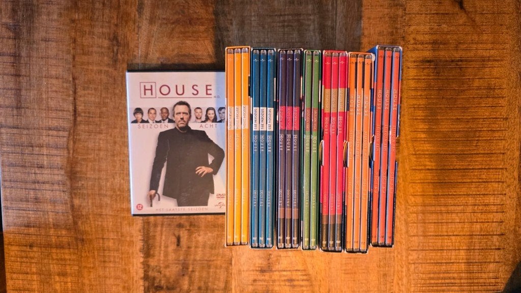 House md seizoen 1 tm 8 dvd., Vanaf 12 jaar, Ophalen of Verzenden, Gebruikt, Drama