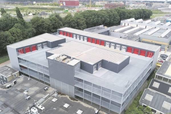 Te huur 34m² opslagruimte Utrecht / Lage Weide, 34 m², Huur, Opslag of Loods