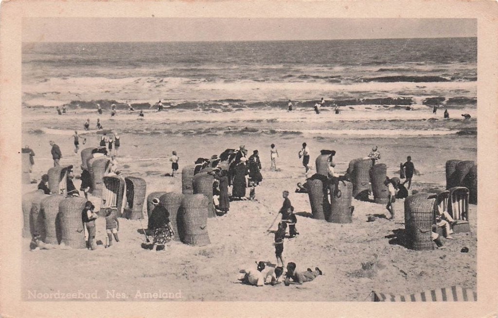 702-130-037 Noordzeebad Nes Ameland, Verzenden, Voor 1920, Friesland