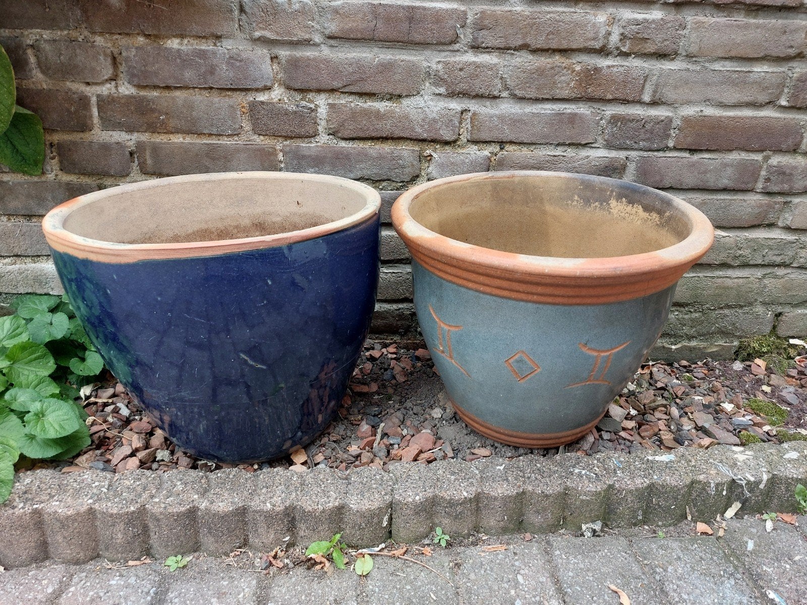 2 zware bloempotten, Tuin en Terras, Ophalen, Steen, Gebruikt, Rond