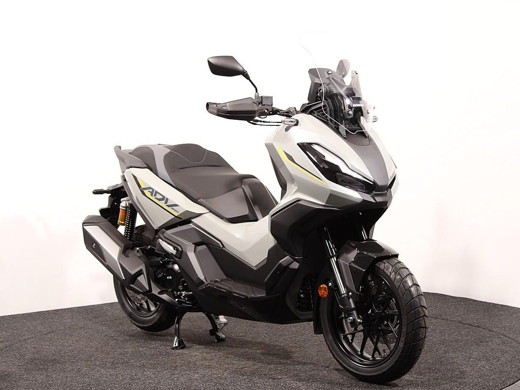 Honda ADV350 A, Motoren, Motoren | Honda, Bedrijf, Scooter