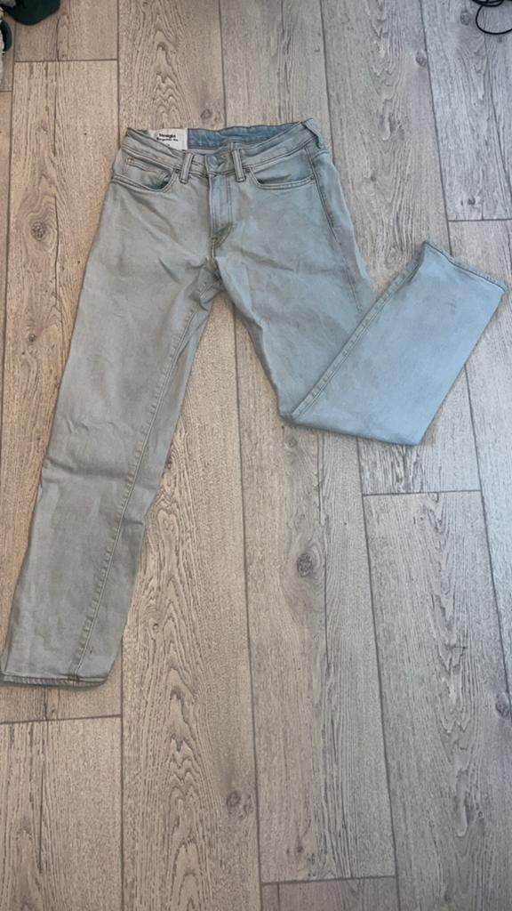 H&M Straight Regular Fit Jeans - Lichtblauw, Kleding | Dames, Ophalen of Verzenden, Gedragen, Blauw, W28 - W29 (confectie 36)
