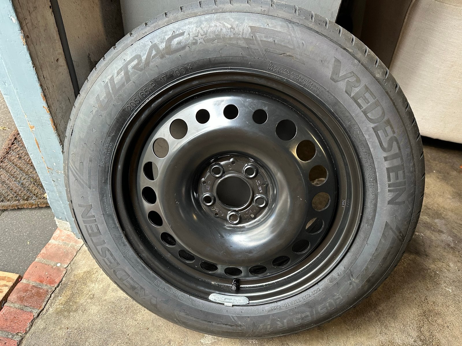 Reservewiel BMW X1 (vanaf 2022) met TPMS-sensor, Ophalen, Gebruikt, Banden en Velgen, 17 inch