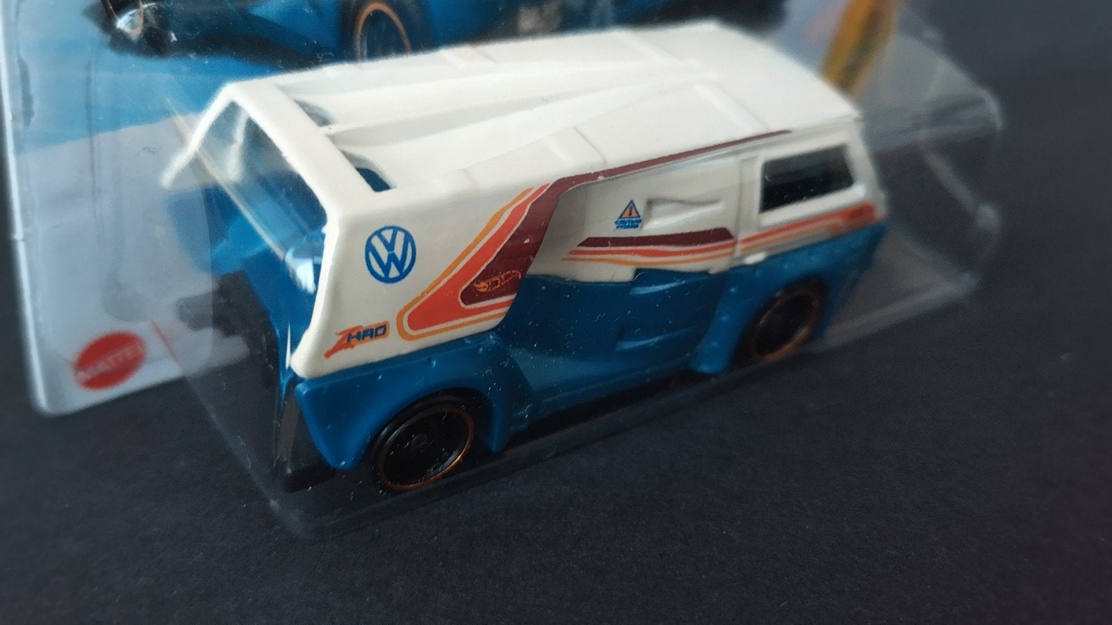 Volkswagen VW Transporter T3 Blauw Wit 1:64 Hotwheels Pol, Auto, Verzenden, ., Nieuw