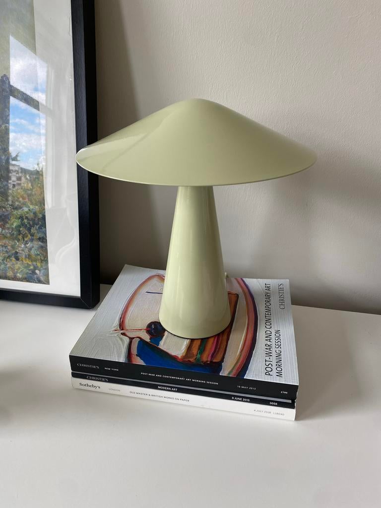 Saliegroen H&M Home metalen tafellampje, Huis en Inrichting, Lampen | Tafellampen, Ophalen, Zo goed als nieuw, Metaal, Minder dan 50 cm