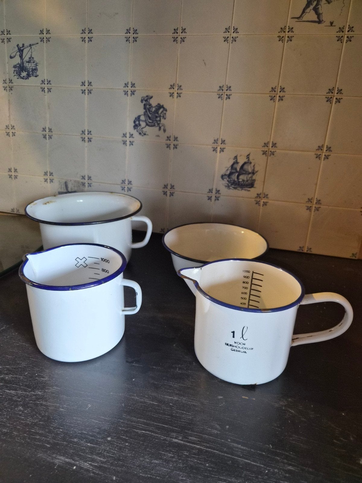 Vintage emaille maatbeker en po met blauwe rand, Ophalen of Verzenden