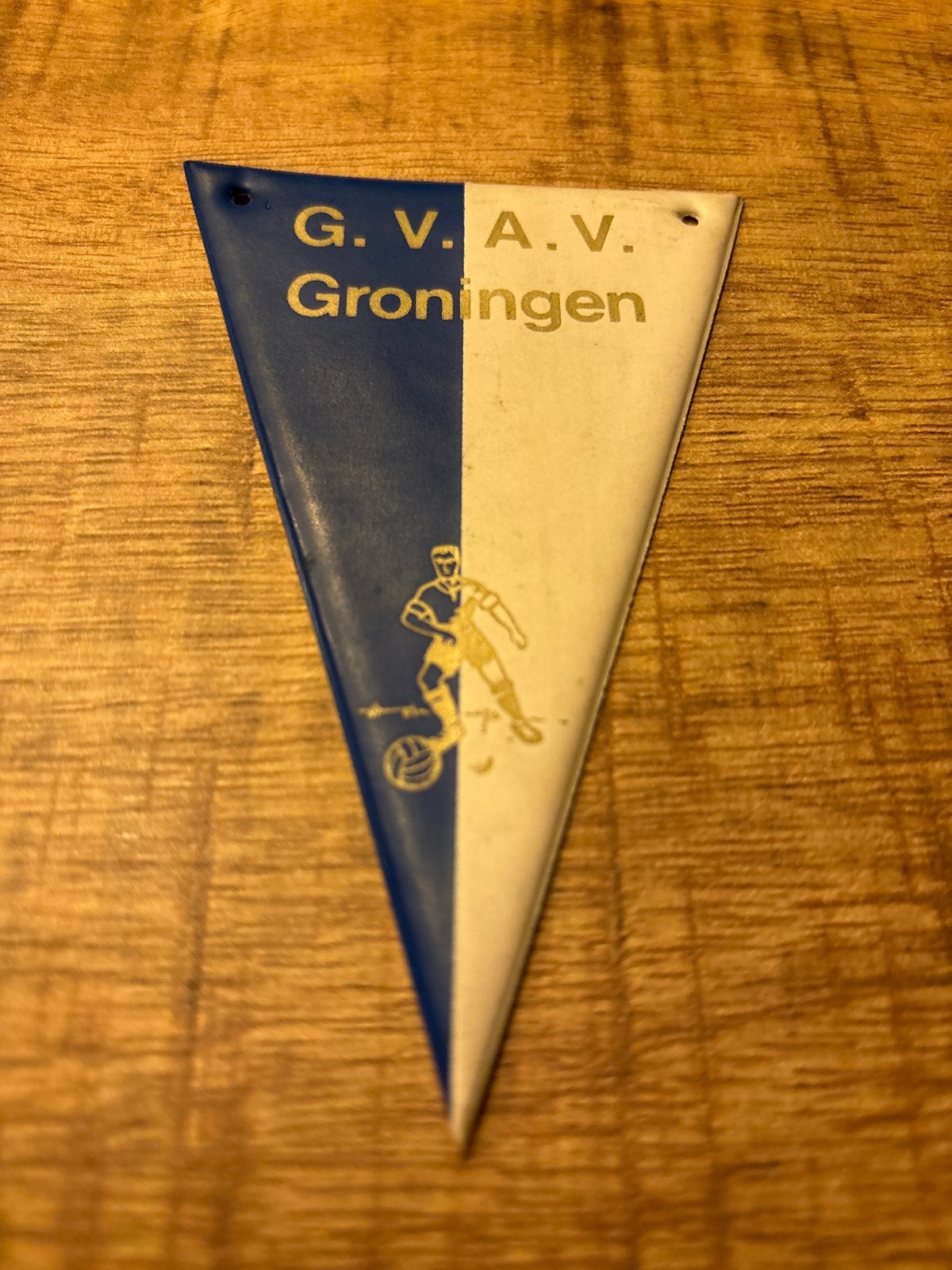 G.V.A.V. Groningen Vaantje - Voetbal Memorabilia, Ophalen of Verzenden, Gebruikt, Overige binnenlandse clubs, Vaantje of Sjaal