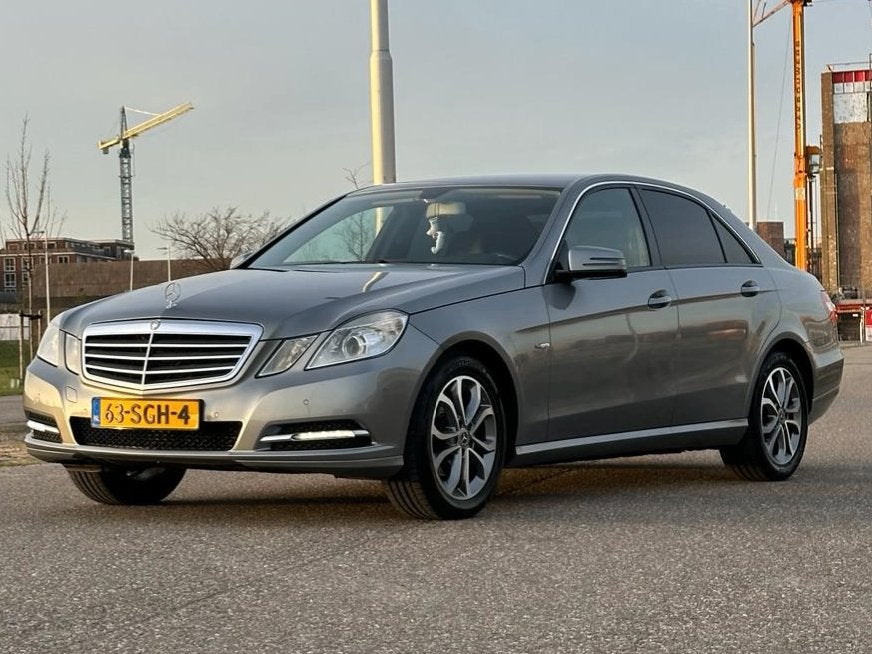 Mercedes-Benz E-Klasse W212 1.8 CGI Automaat 7 Versnelling, Auto's, 4 cilinders, 1796 cc, Particulier, Sedan