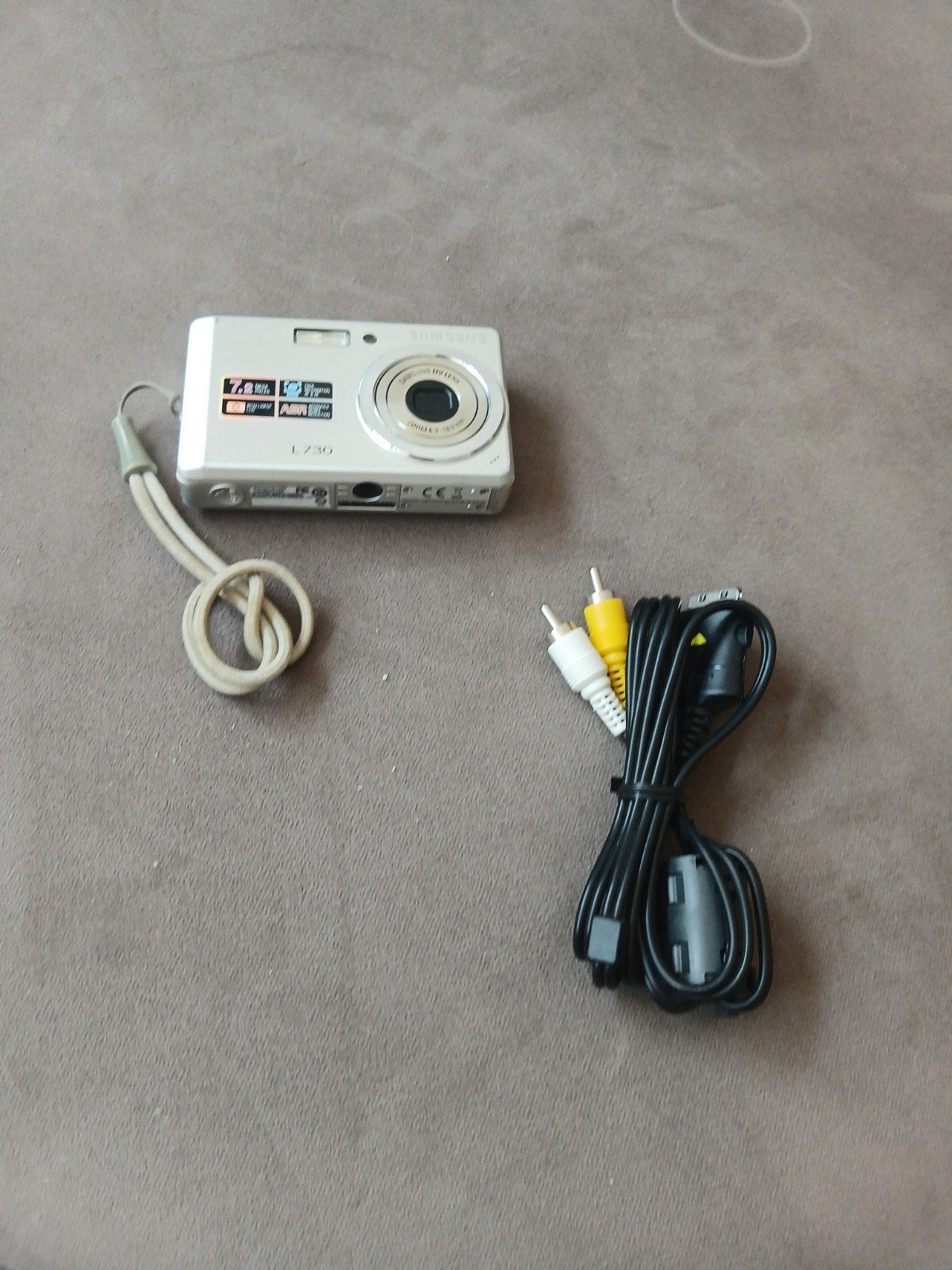 samsung l730 digitale compact camera 7.2 mp zonder lader, Ophalen of Verzenden, Samsung