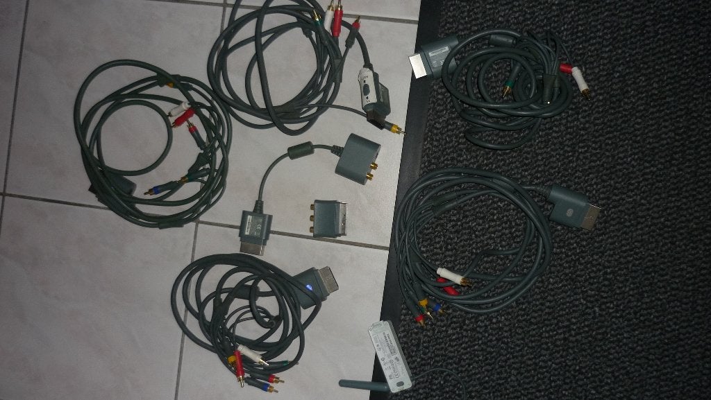 Xbox 360 Wifi adapter- tv kabels-scart blokje-Audio kabels, Ophalen of Verzenden, Gebruikt, Voeding of Kabel, Xbox 360