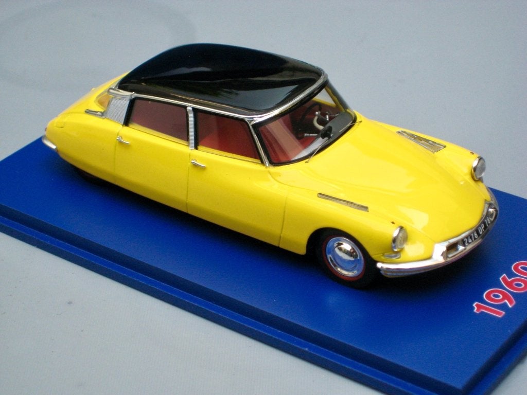 Citroen DS 19 1960 geel (Ambre doré), zwart dak Milezim 1:43, Ophalen of Verzenden, Nieuw, Auto, Overige merken