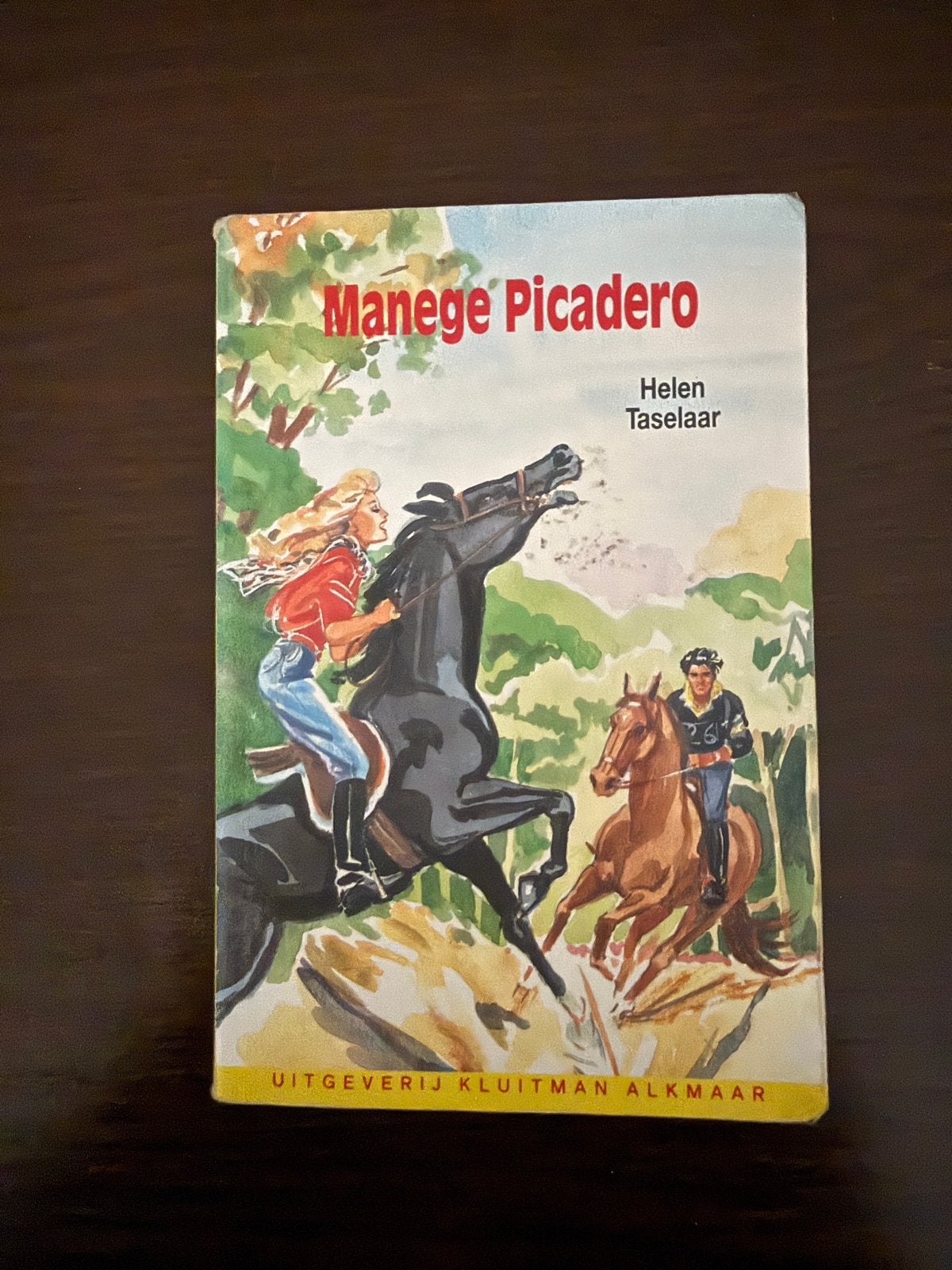 Manege Picadero - Helen Taselaar (Paardenboek), Boeken, Ophalen of Verzenden, Gelezen, Nederland