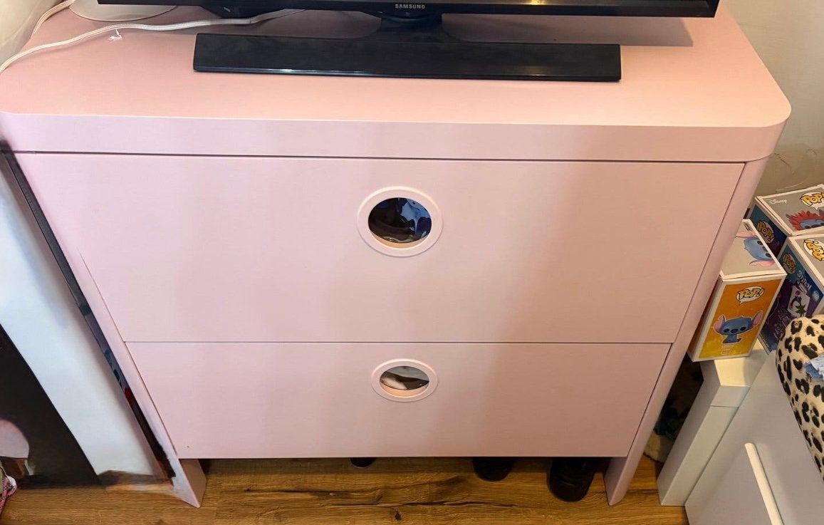 Roze ikea Busunge kast, Ophalen, Minder dan 75 cm, 105 cm of meer, Zo goed als nieuw