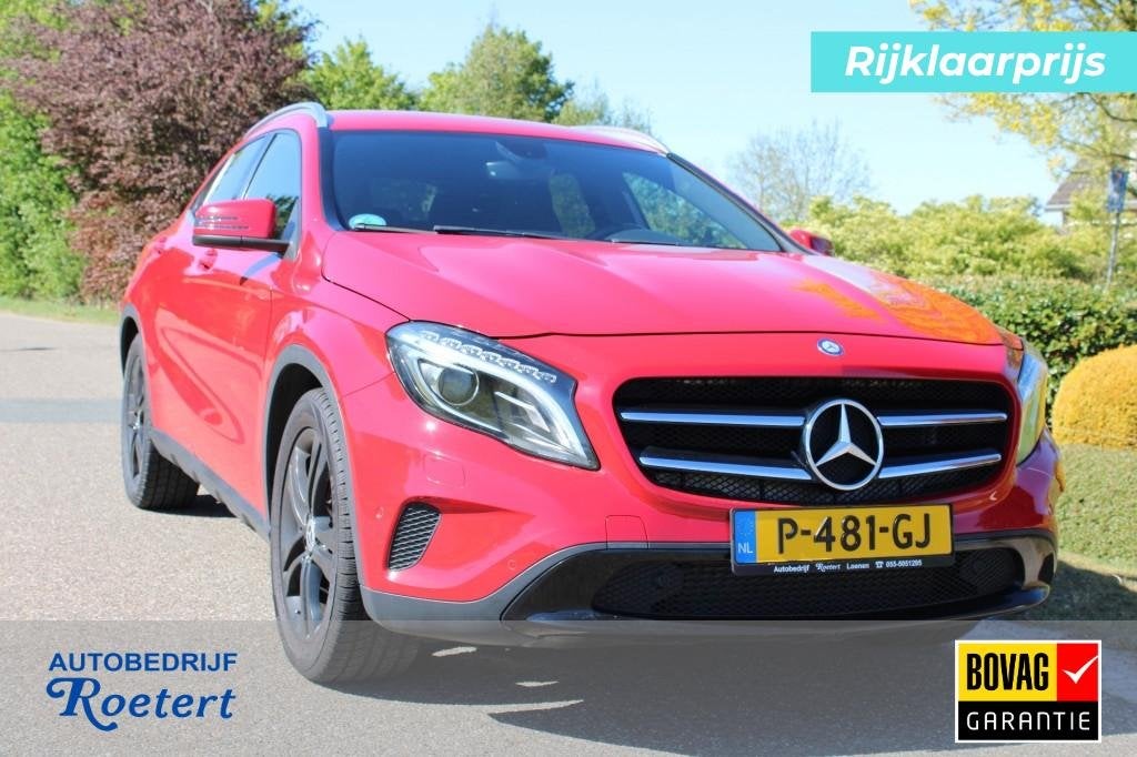 Mercedes-benz GLA-KLASSE GLA 200 156pk Ambition airco/half l, Auto's, Mercedes-Benz, Gebruikt, 4 cilinders, 1595 cc, Bedrijf