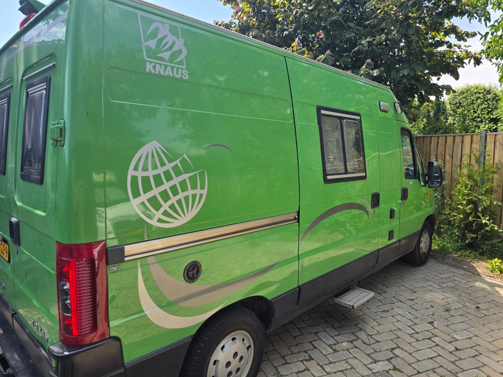 Compacte en complete Knaus camperbus - Klaar voor avontuur!, Caravans en Kamperen, Campers, Buscamper of Camperbus, Tot en met 2