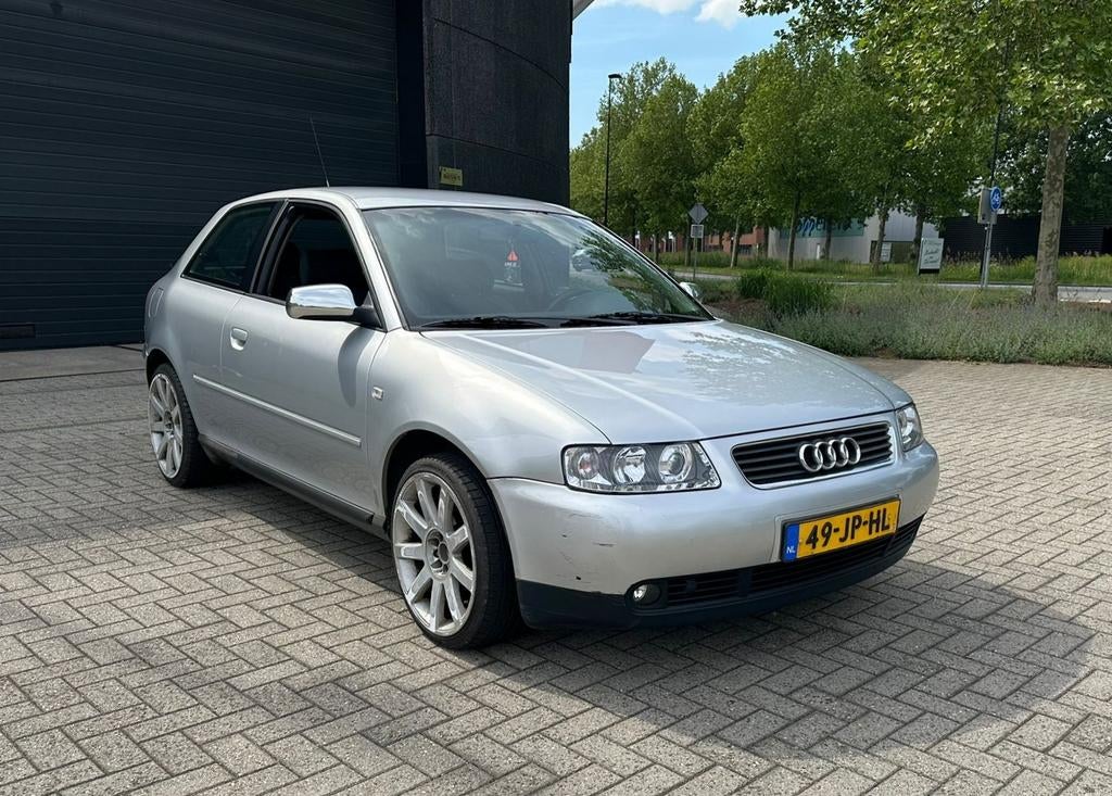 Audi A3 1.6 Airco Cruise Nwe APK Bluetooth, Auto's, Audi, Voorwielaandrijving, Stof, 49 €/maand, 1200 kg