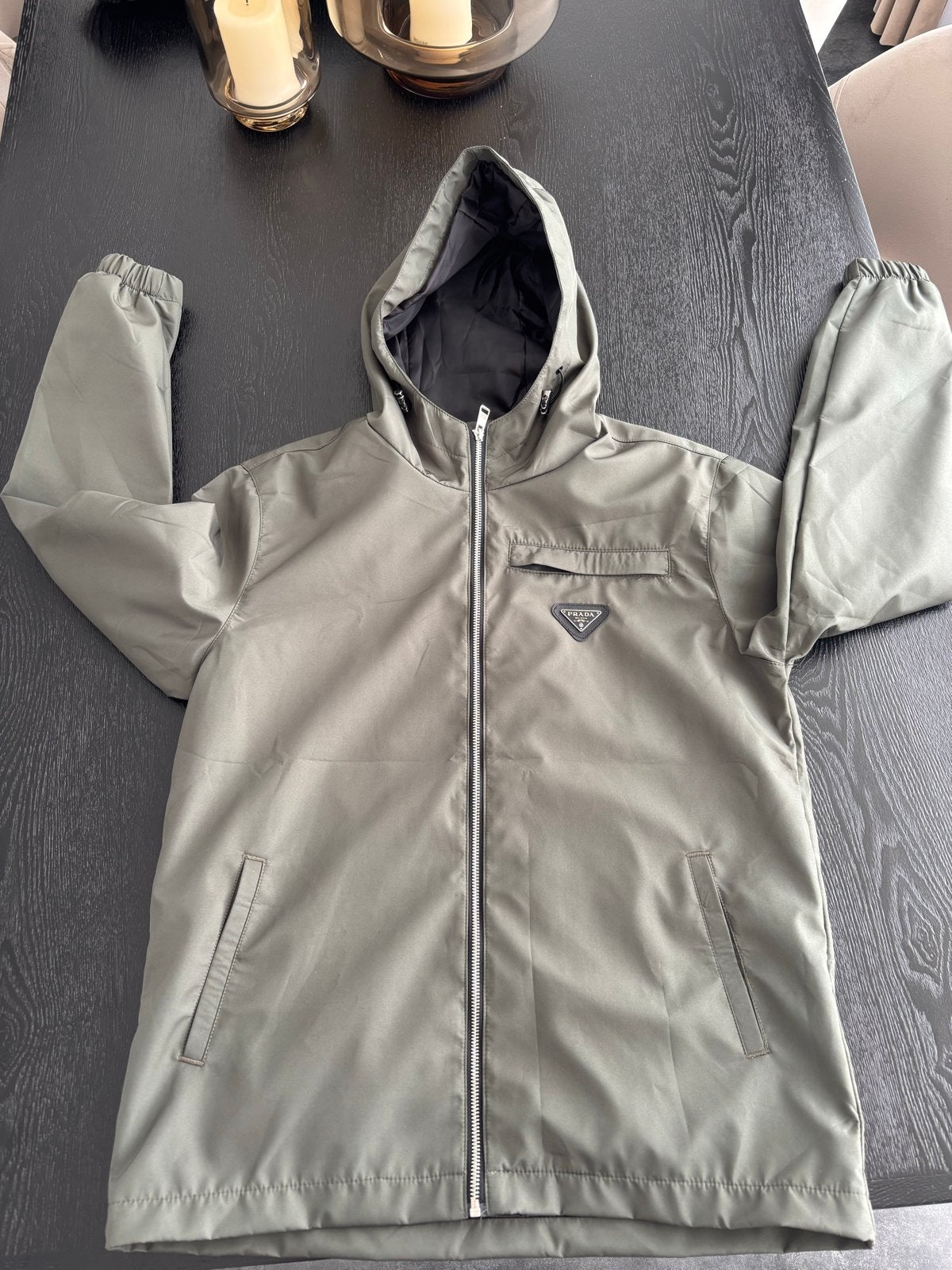 Prada jas, Ophalen of Verzenden, Zo goed als nieuw, Overige maten, Groen