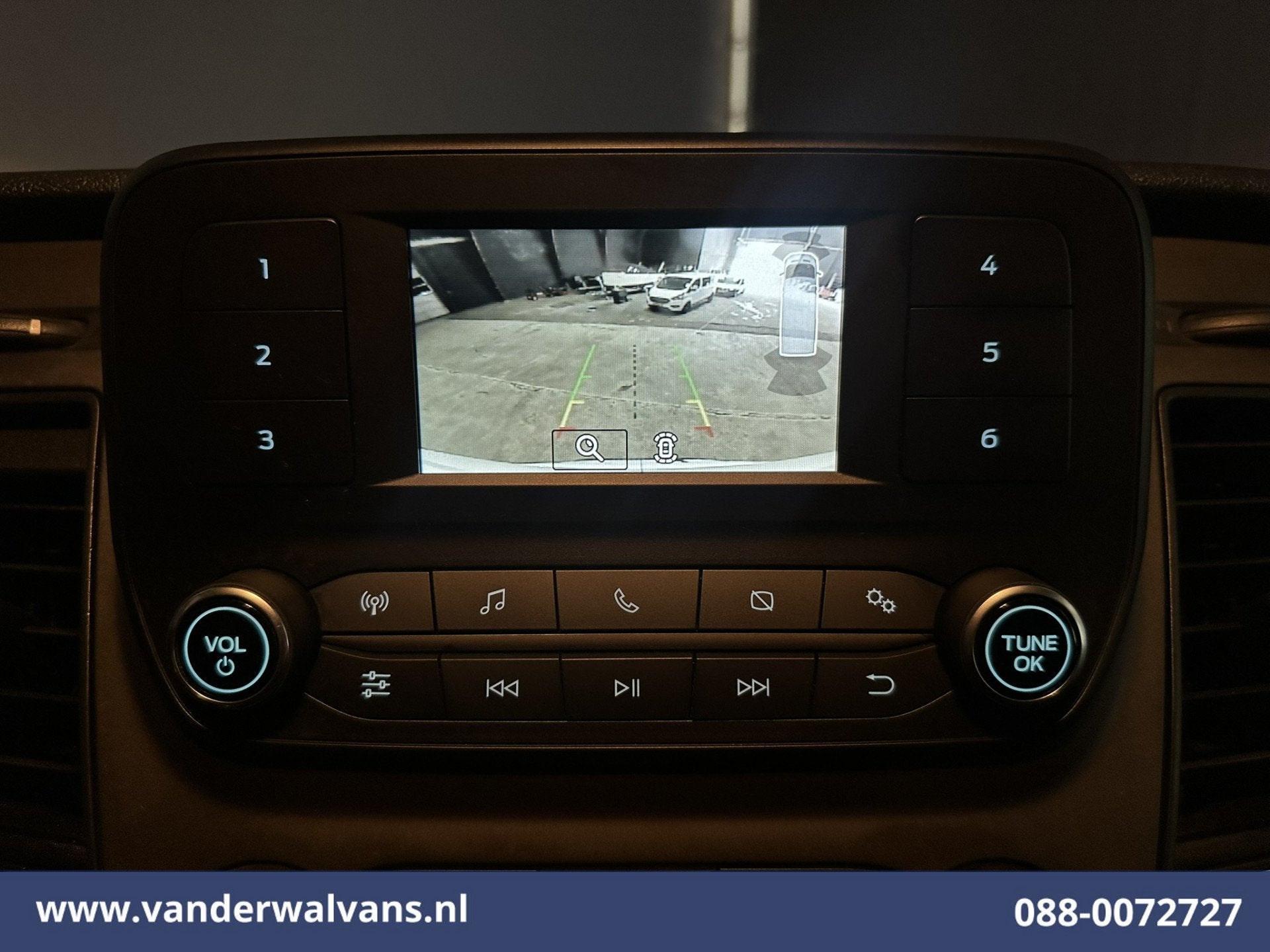Ford Transit 2.0 TDCI 130pk L4H3 Jumbo Euro6 Airco | Camera, 4 cilinders, Wit, 11 km/l, Bedrijf