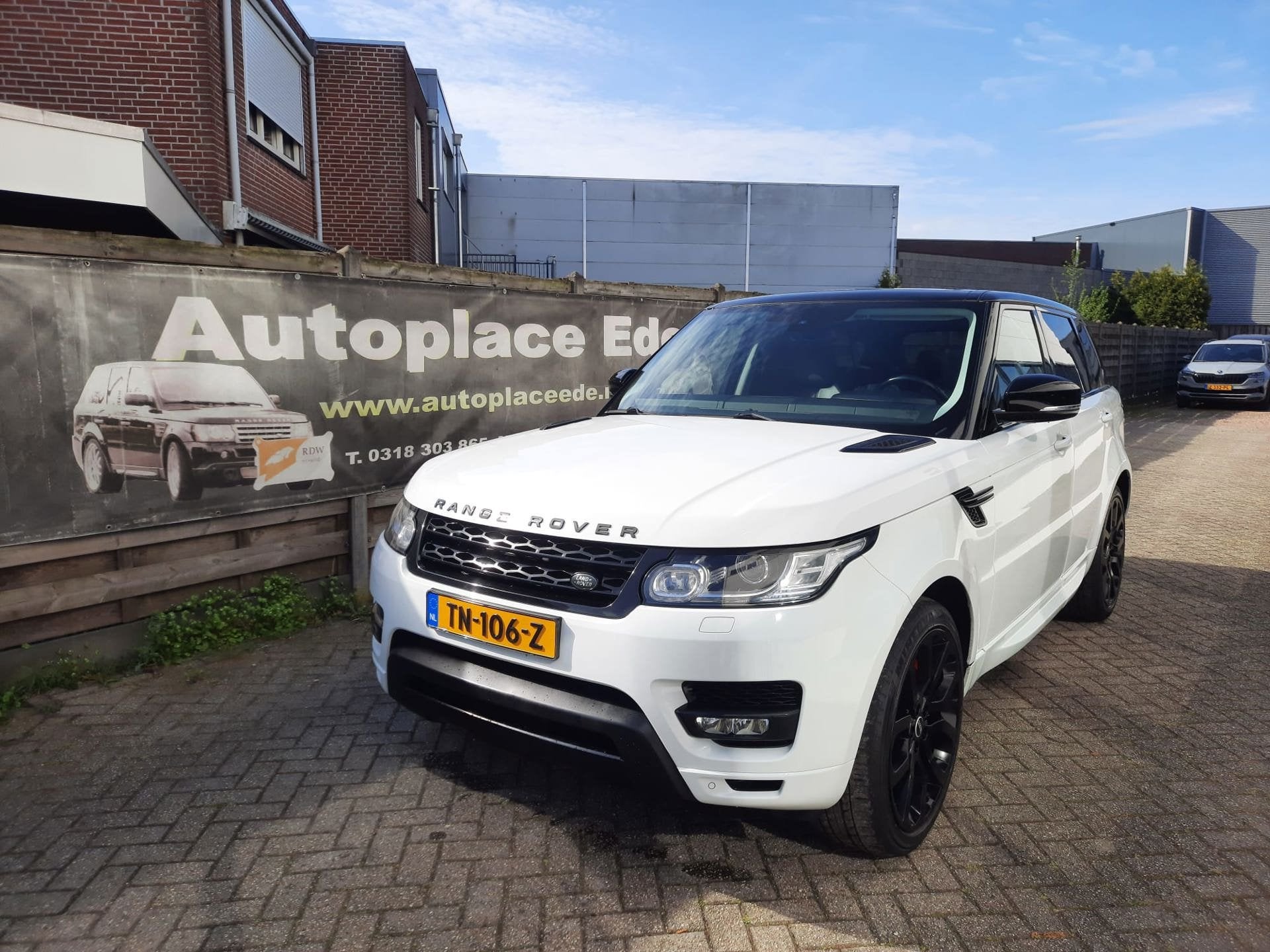 Land Rover Range Rover Sport 3.0 SDV6 HSE Dynamic PANORAMADA, Auto's, Land Rover, Euro 5, Gebruikt, Zwart, 2993 cc