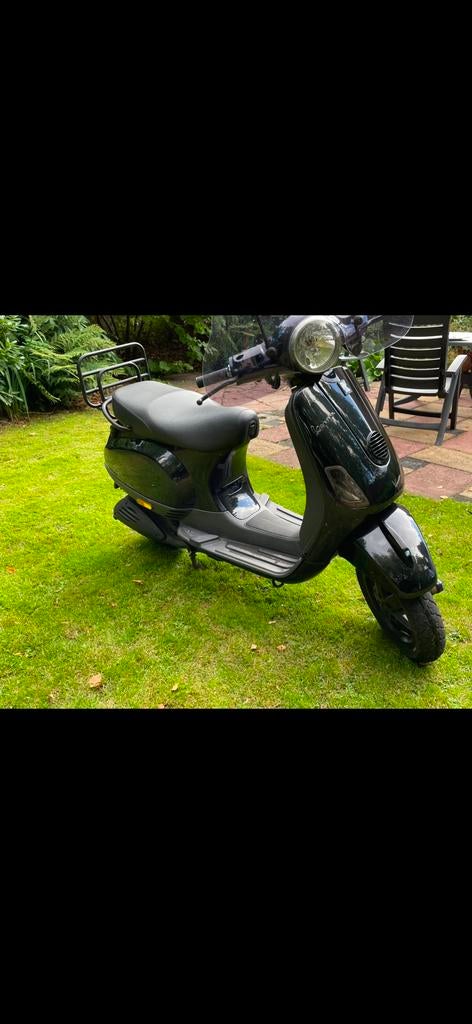 Vespa LX Scooter Zwart - 2009, Fietsen en Brommers, Scooters | Piaggio, Gebruikt, Overige modellen, Benzine, Ophalen