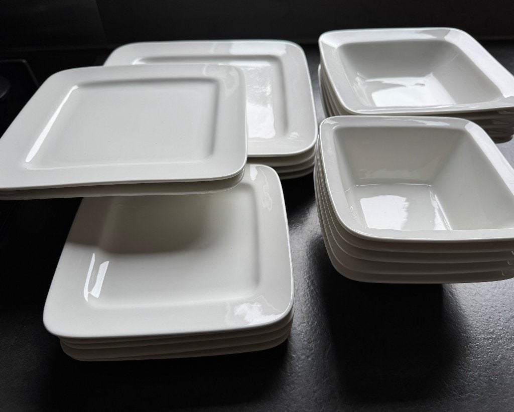 Servies wit 6 stuks, Huis en Inrichting, Keuken | Servies, Gebruikt, Ophalen of Verzenden, Bord(en), Overige stijlen