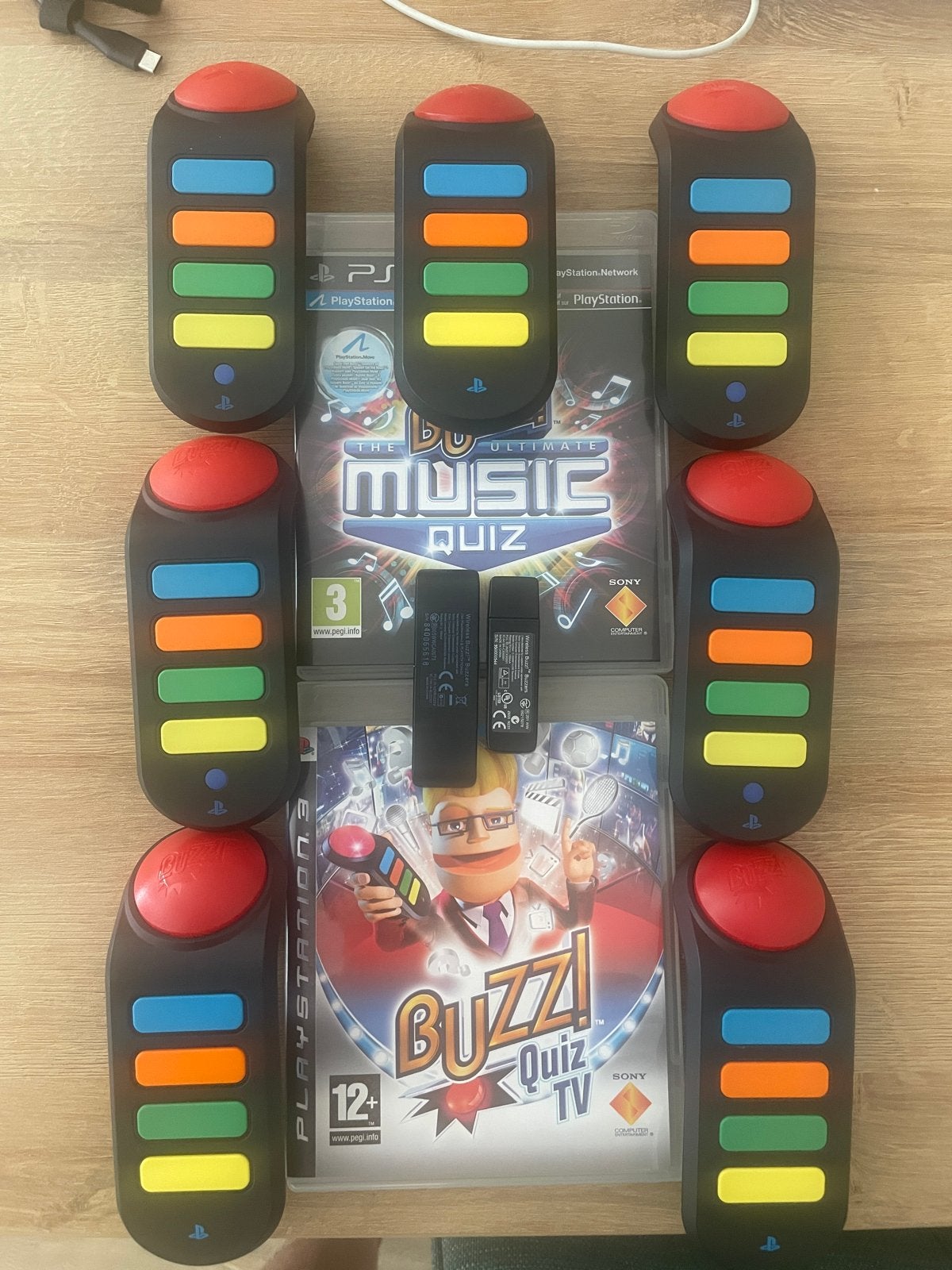 Buzz! Quiz TV & The Ultimate Music Quiz met 8 Buzzers, Spelcomputers en Games, Games | Sony PlayStation 3, Gebruikt, Overige genres
