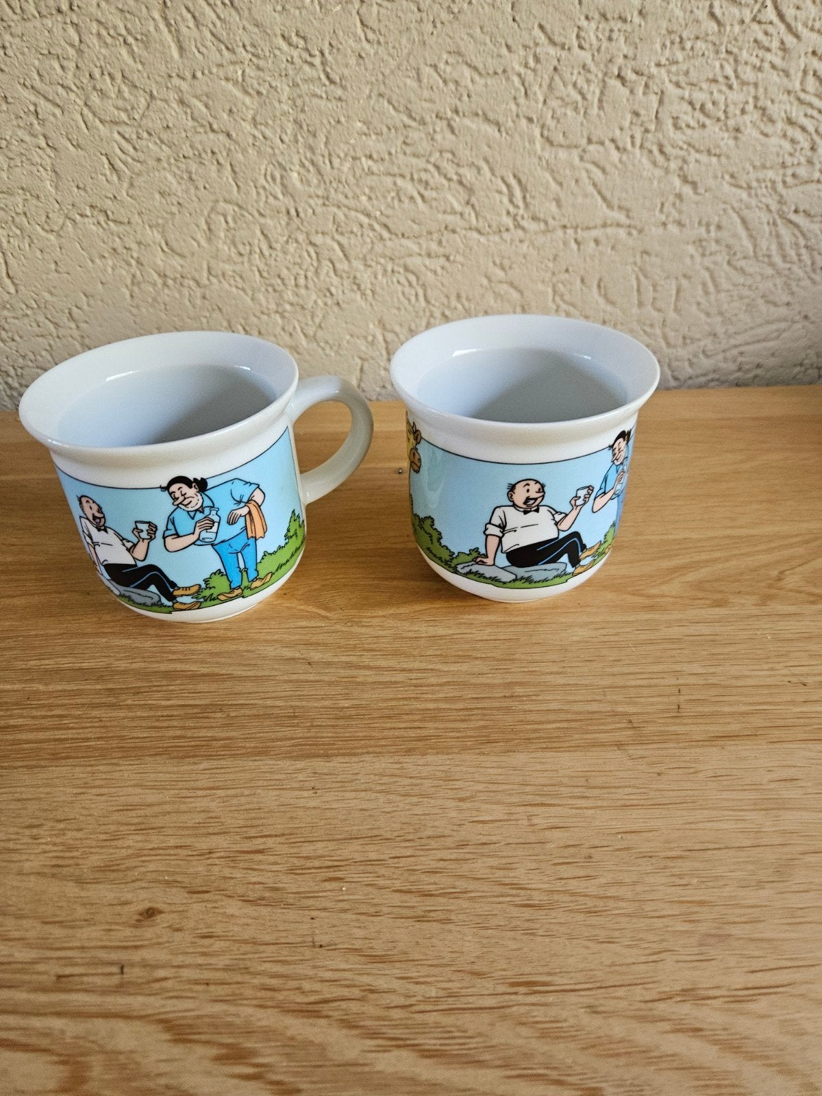 2 Suske en Wiske mokken  en ontbijtbordjevan Eschenbach Porz, Verzamelen, Ophalen of Verzenden, Suske en Wiske, Zo goed als nieuw