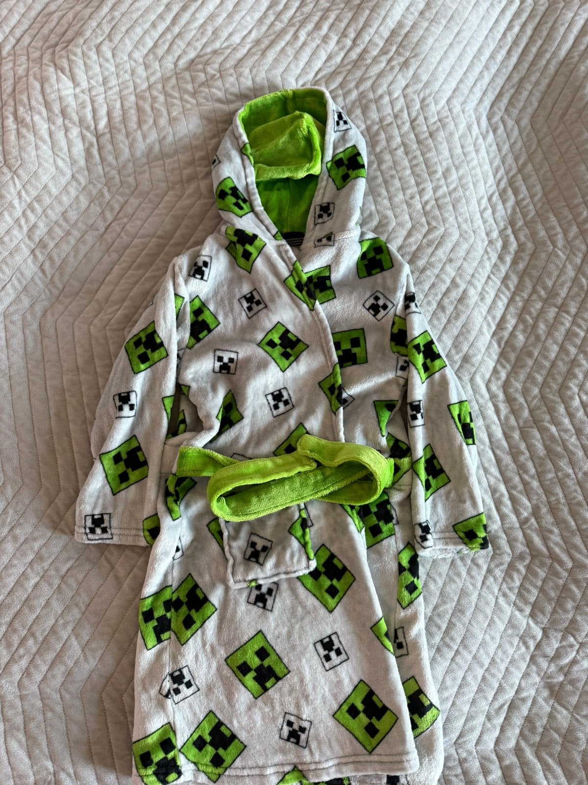 Minecraft Badjas Jongen Maat 128, Ophalen of Verzenden, Zo goed als nieuw, Jongen, Nacht- of Onderkleding