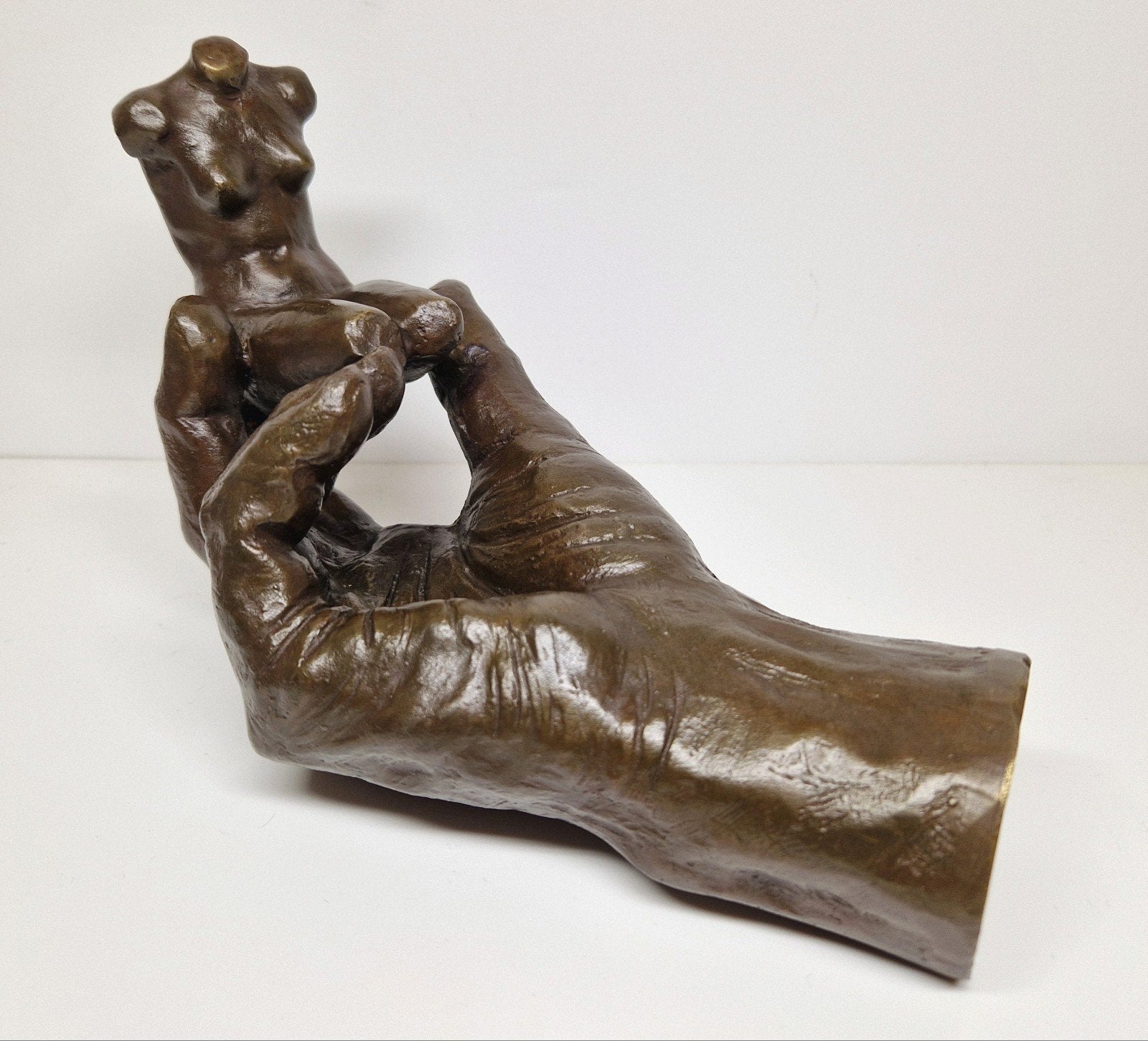 The Hand of God (1917) bronzen sculptuur, A. Rodin., Ophalen, Brons, Scène, Beeld