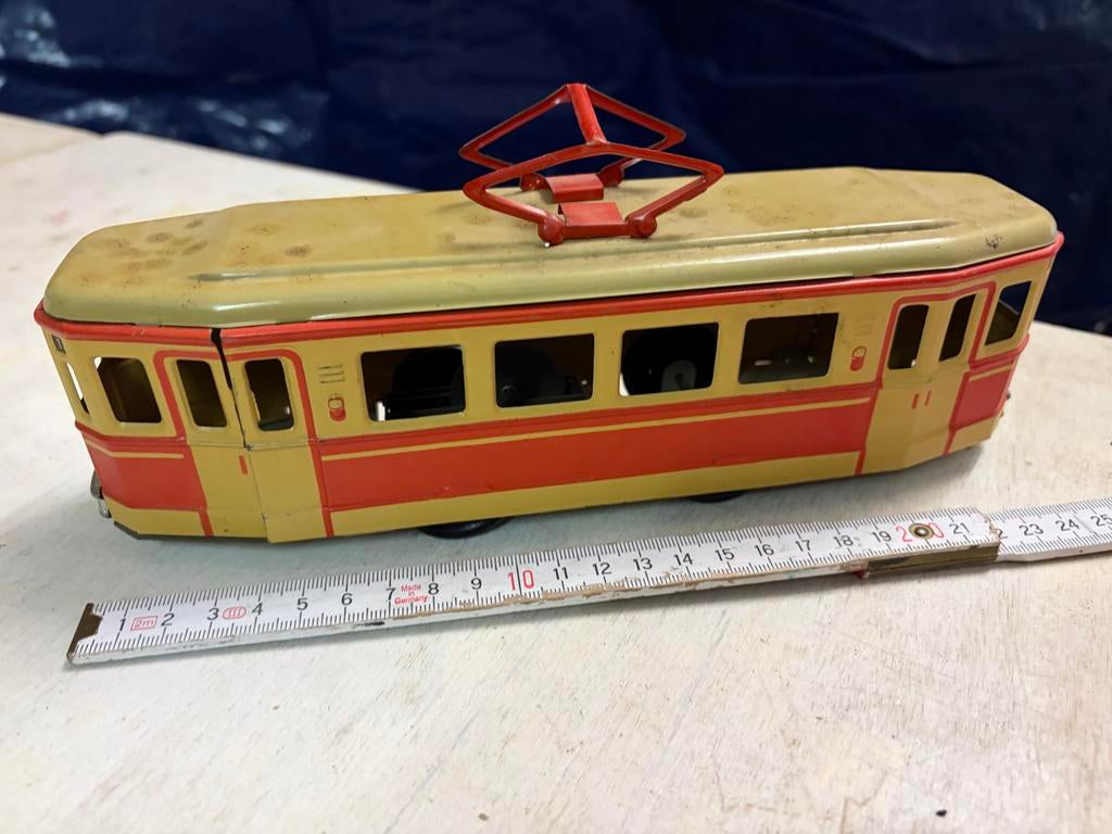 Vintage blikken tram model - Geel/Rood, Ophalen, Gebruikt, Tram, Schaalmodel
