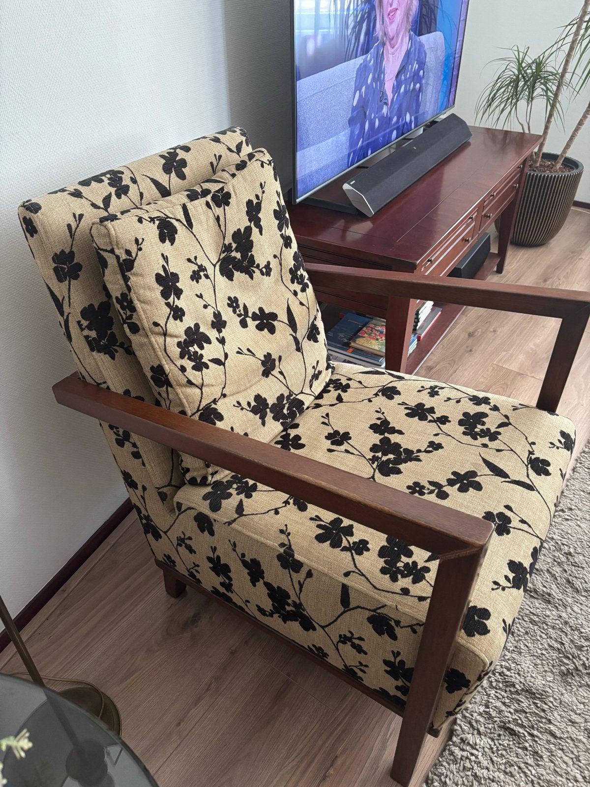Comfortabele fauteuil met bloemmotief, Ophalen, Gebruikt, Overige kleuren, Stof