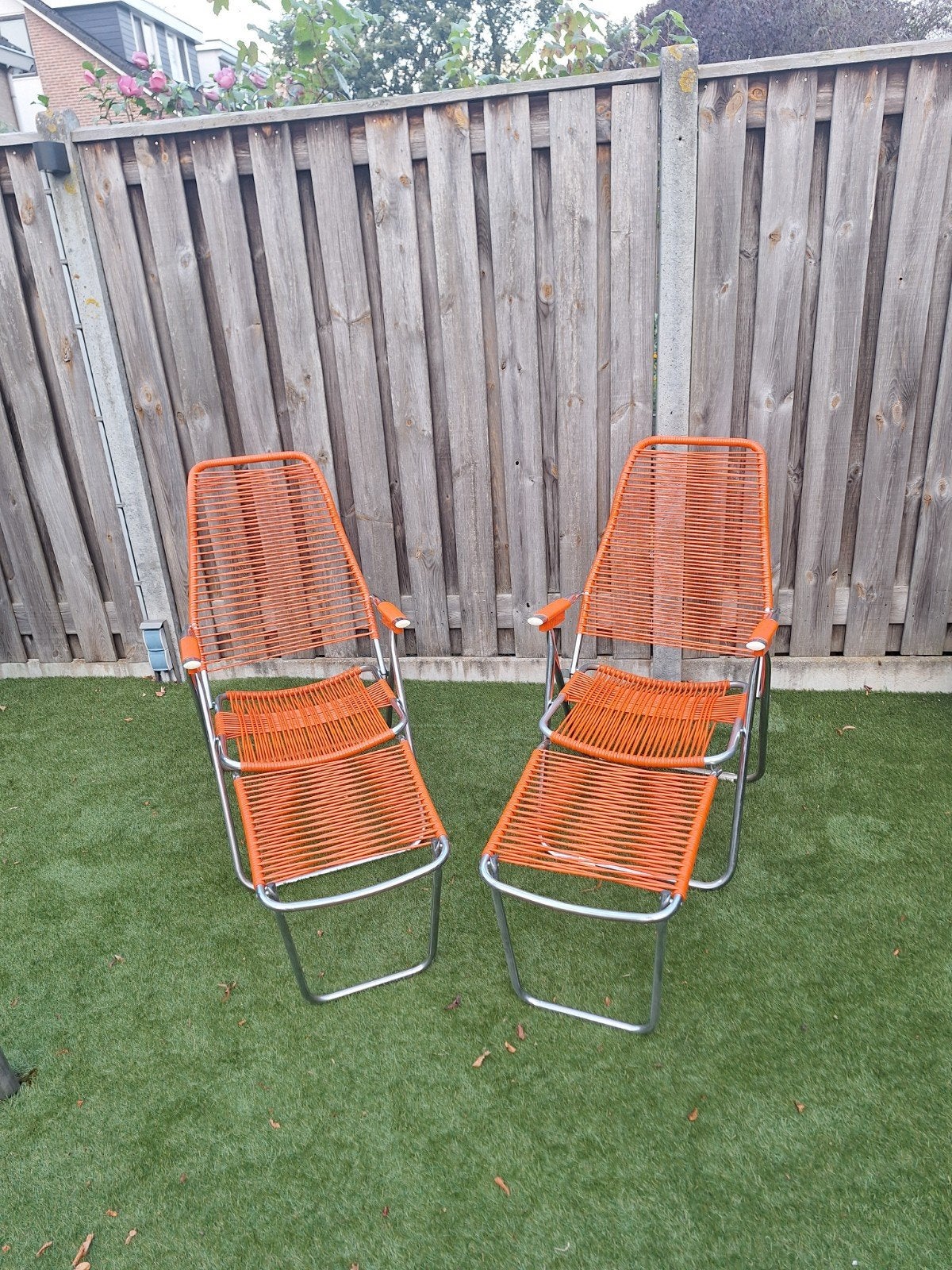 Vintage Jaren '60/'70 Oranje spaghetti Tuinstoelen (2 stuks), Antiek en Kunst, Ophalen