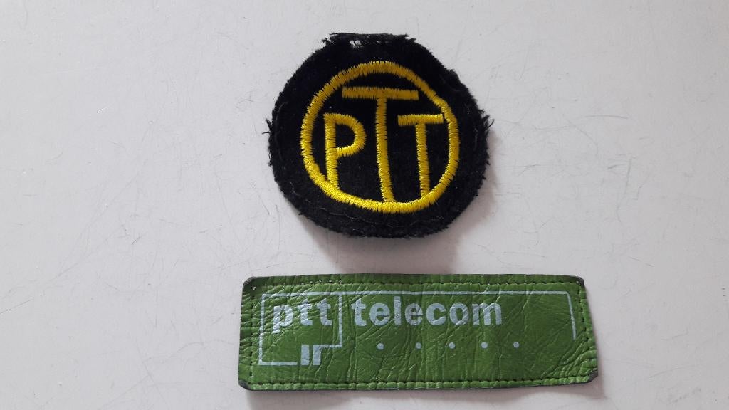 Twee telecom badjes PTT, Ophalen of Verzenden, Gebruikt, Gebruiksvoorwerp