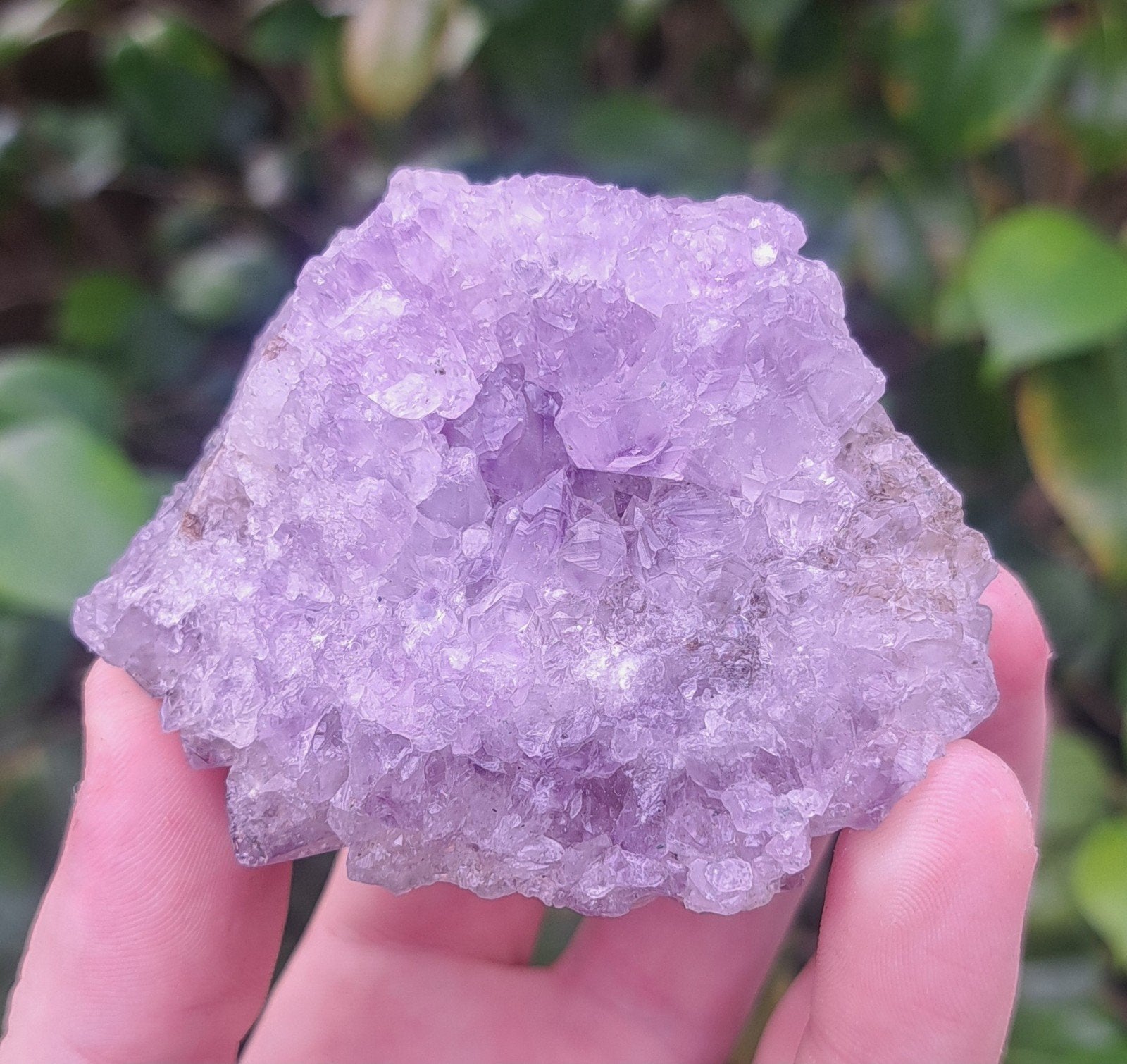 Amethist cluster met beide kanten kristallen natuursteen, Ophalen of Verzenden