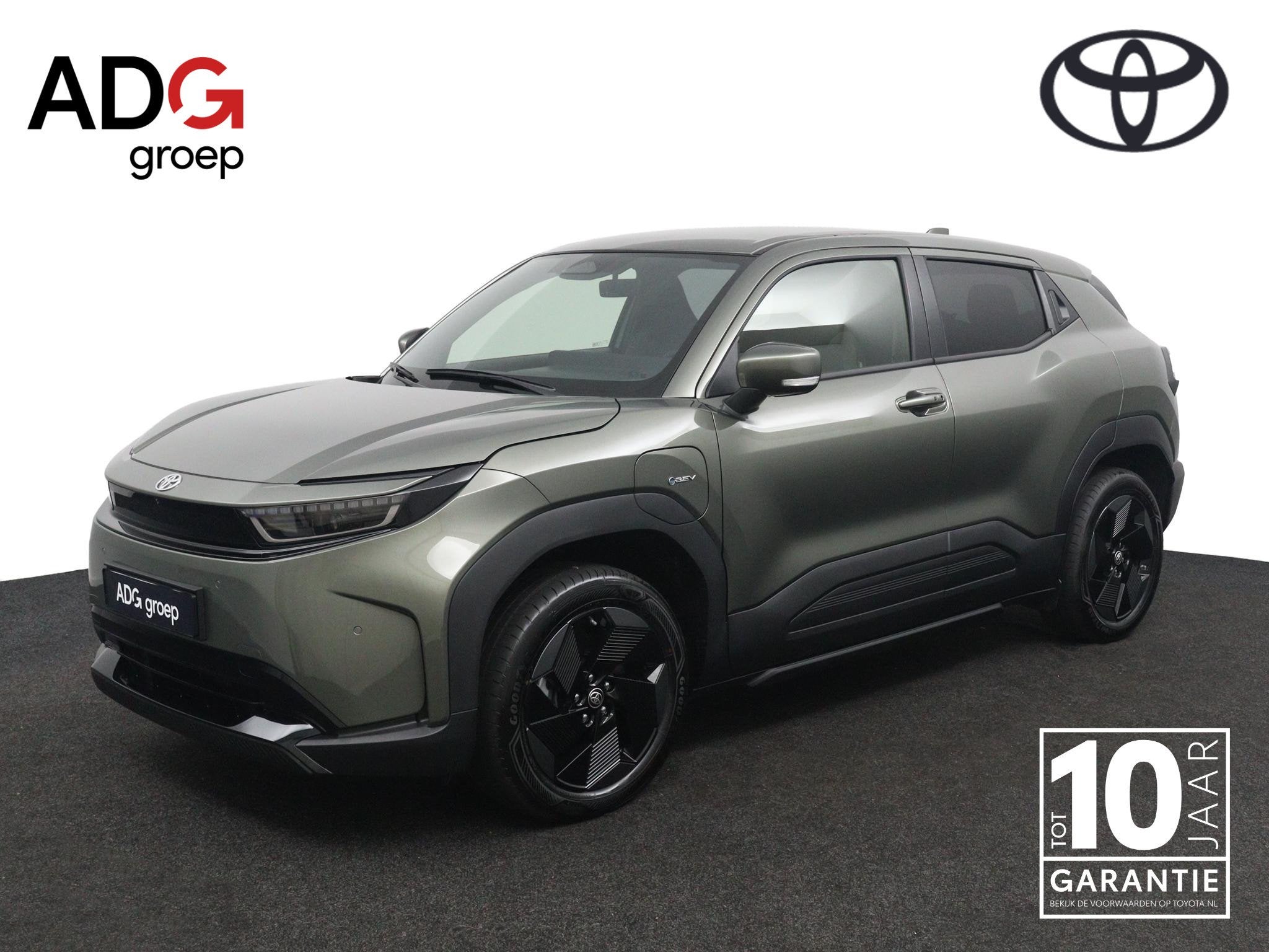 Toyota Urban Cruiser Dynamic 61 kWh | DEMOVOORDEEL | Keyless, Auto's, Toyota, 12 maanden, Stof, 750 kg, 44 min