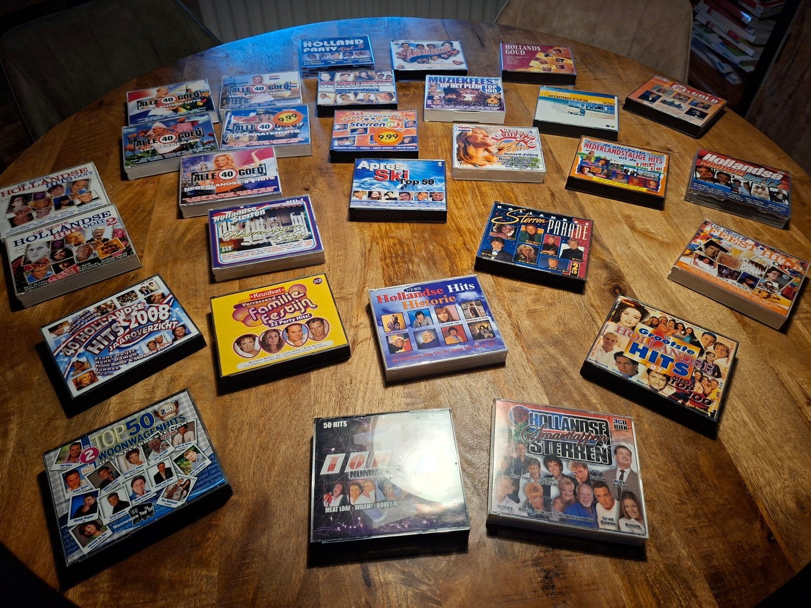 30 CD Boxen + 8 CD'S Nederlandse Hits + 4 Boxen Zomerhits!, Ophalen of Verzenden