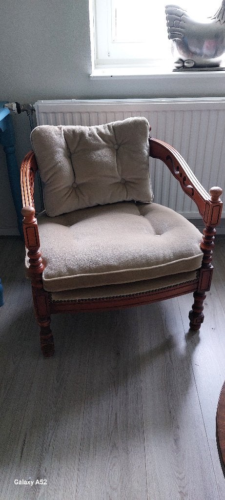 Stoel retro met 2 bijzettafeltjes, Gebruikt, Rond, 55 tot 75 cm, Retro/antiek