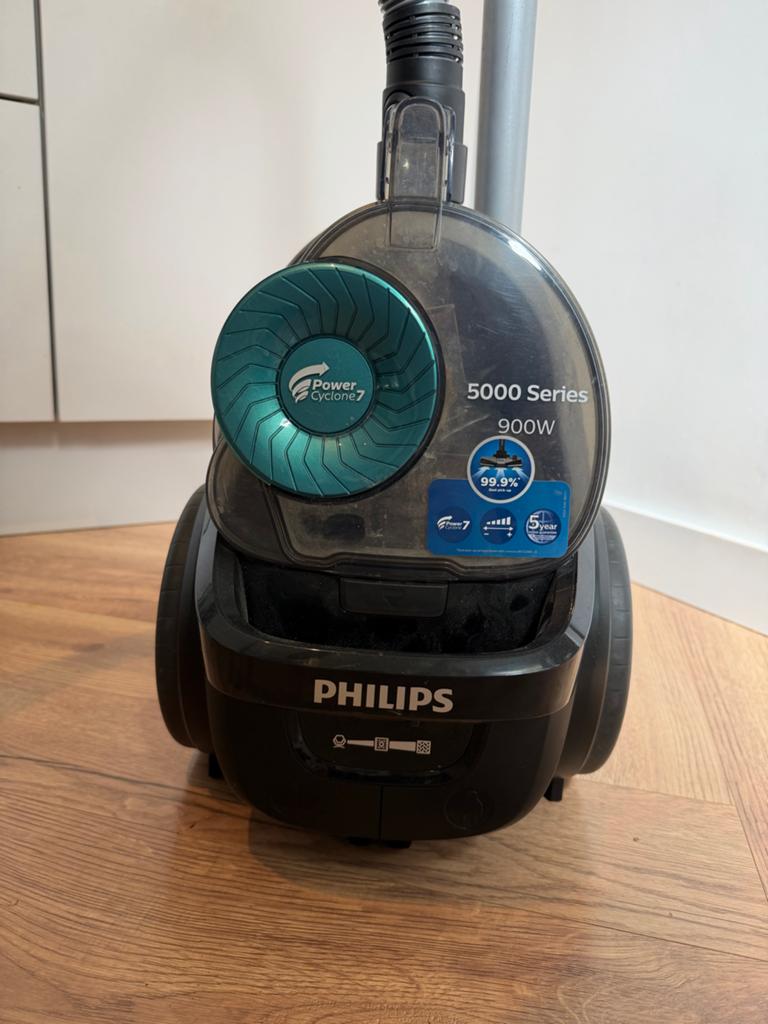 Philips PowerPro Compact Stofzuiger - 5000 Serie 900W, Philips, Ophalen of Verzenden, Zo goed als nieuw, Minder dan 1200 watt