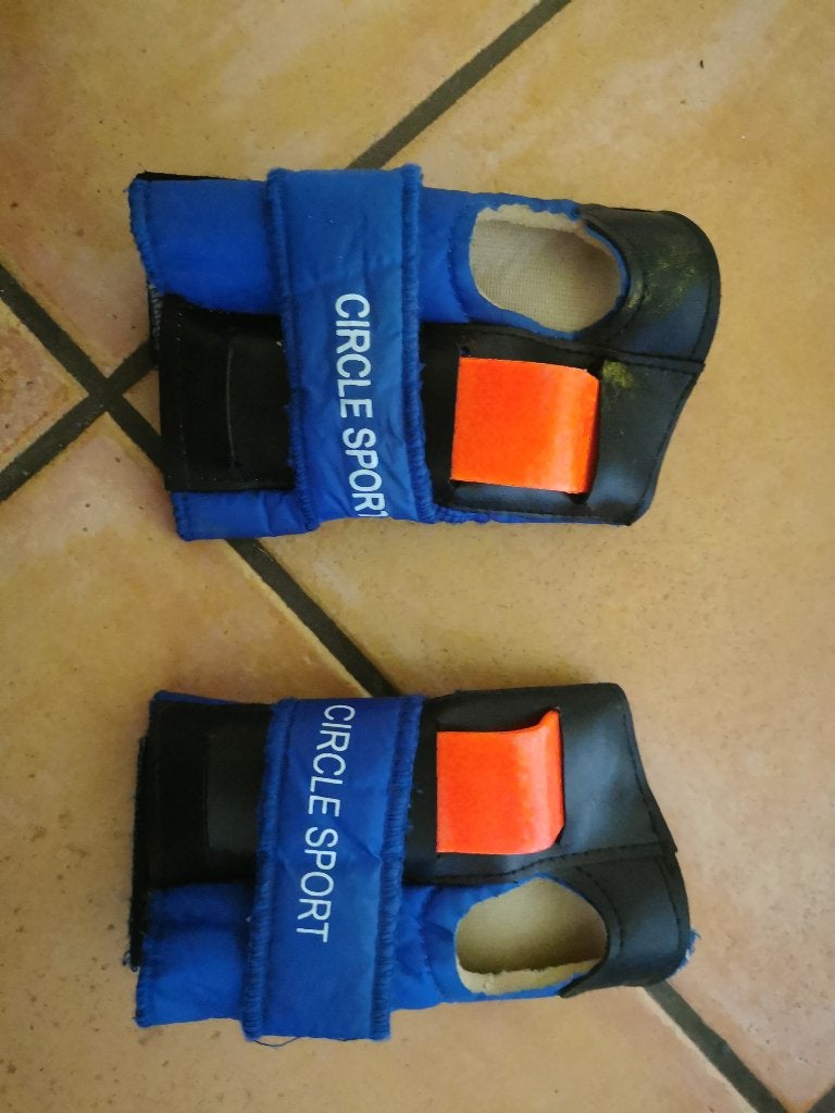 Circle Sport Handbeschermers, Ophalen, Gebruikt