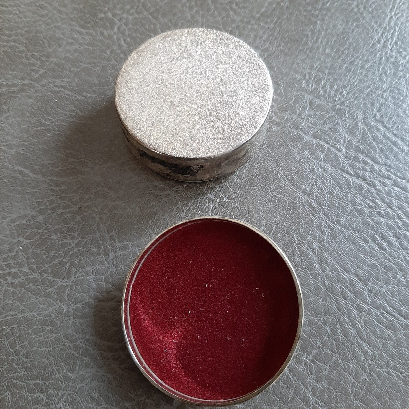 opbergdoosje, zilver, voor tandjes, haarlok e.d., Ophalen of Verzenden, Nieuw, Dier