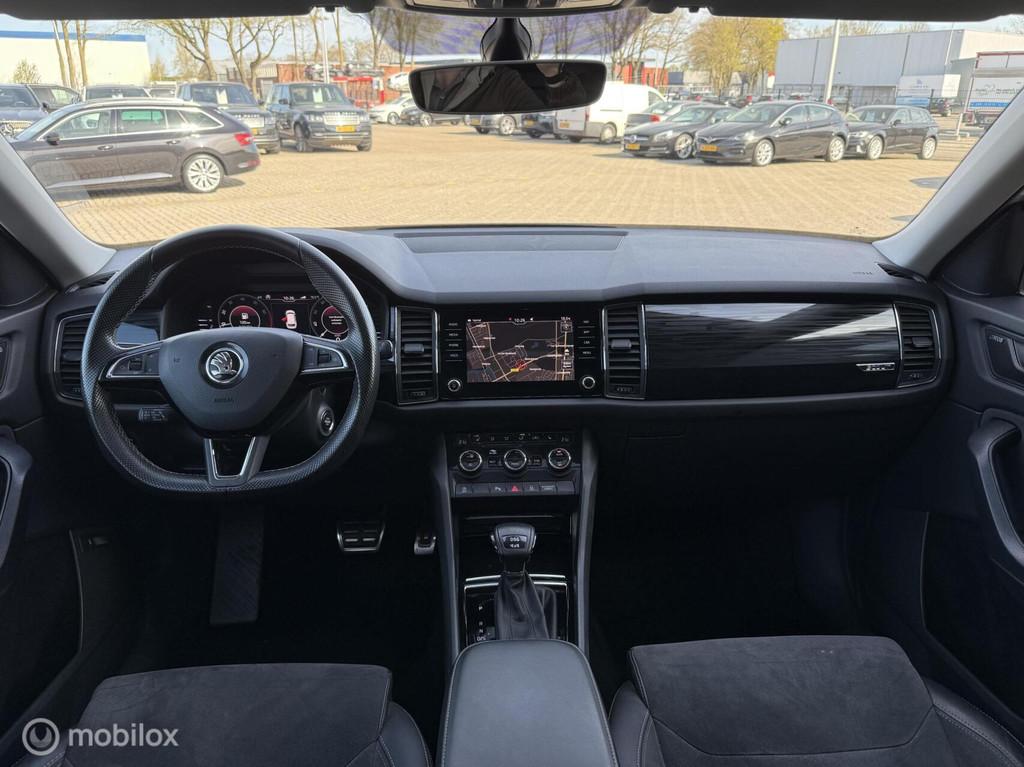 Skoda Kodiaq 1.5 TSI 4x4 Scout 7p AUTOMAAT|PANO|BOMVOL, Auto's, Skoda, Automaat, 15 km/l, 4 cilinders, 7 stoelen