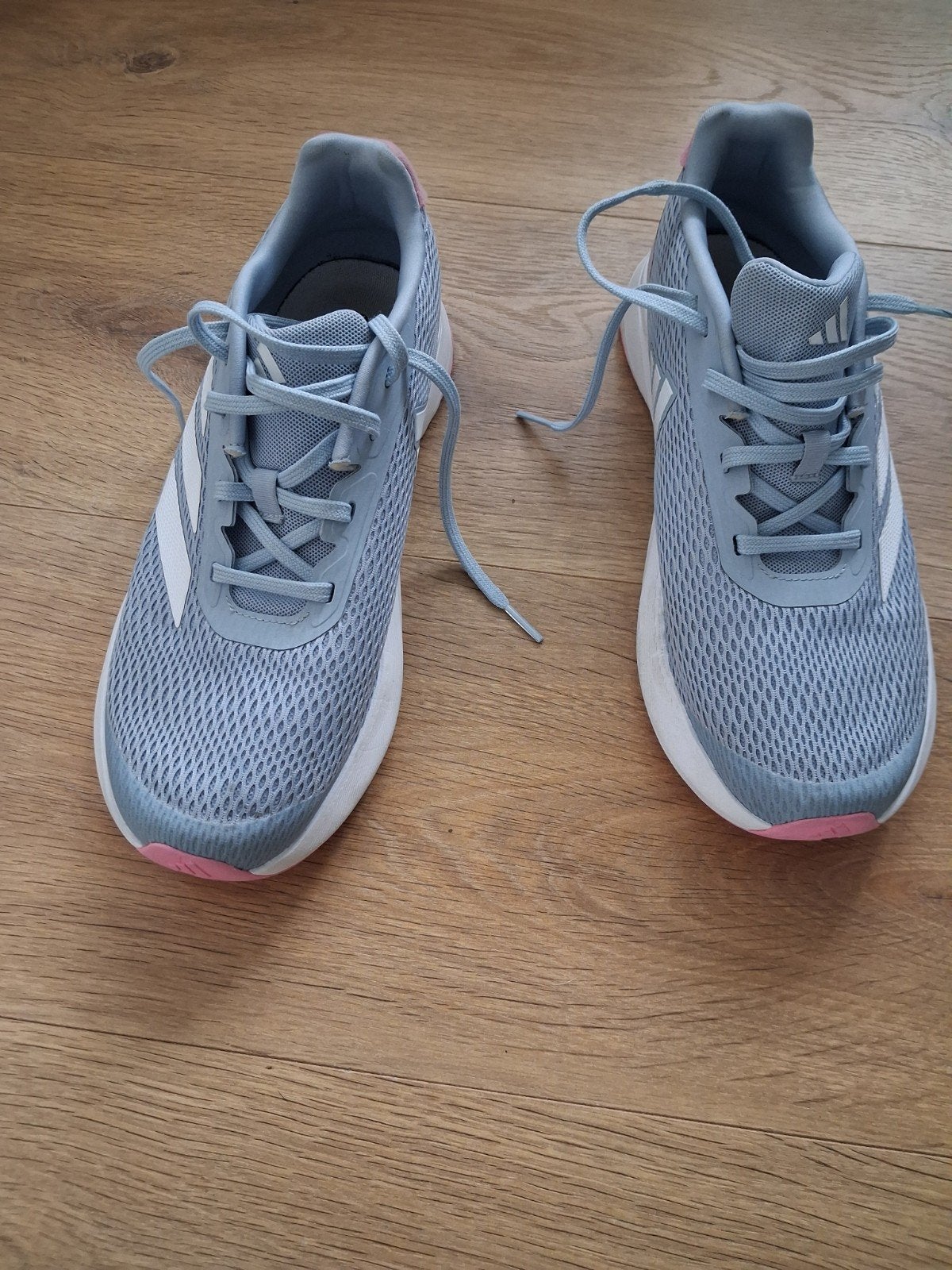Adidas Adizero hardloopschoenen lichtblauw maat 40, Adidas, Hardloopschoenen, Ophalen of Verzenden, Zo goed als nieuw