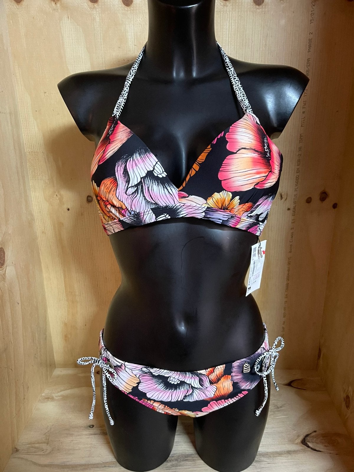 Beachlife halter bikini maat 38b, Verzenden, Nieuw, Meerkleurig, Bikini
